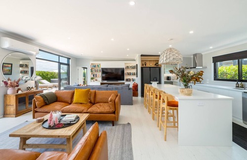 Martinborough House | Sotally Tober Retreat