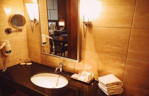 Bangka Hotel | Discover SOTIS Hotel Kemang with Pool and Spa in Jakarta
