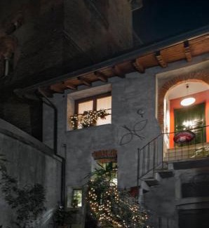 Vigevano Apartment | Discover Sotto i merli: Pet-Friendly Retreat with Breakfast