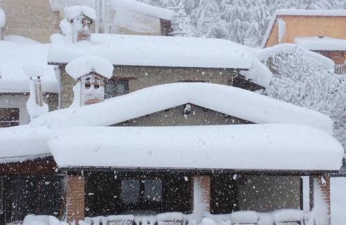 Barete Apartment | Pet-Friendly Retreat at Sotto L'Arco with Great Reviews