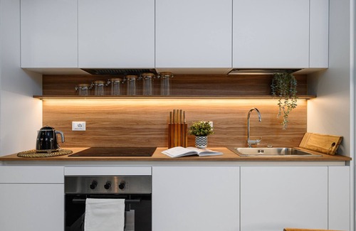 Zona Risorgimento Hotel | Discover Sotto Loft: Family-Friendly with Top Amenities