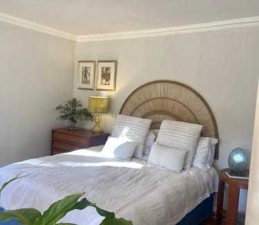 Knysna House | Forest Cabin & Caravan: Rated 10/10, Family and Pet Friendly