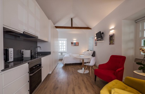 Socorro House | Highly Rated Soul House - Your Ideal Home Away from Home