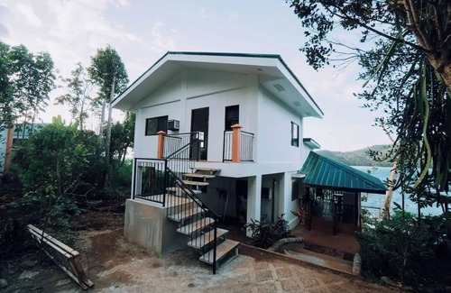 Puerto Princesa Apartment | Soul Shine Beach House Cozy studio in amazing Puerto Princesa with WiFi
