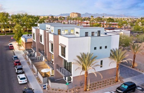 Arts District Apartment | Pet-Friendly Soulshine Studio with Resort Access & Great Rating