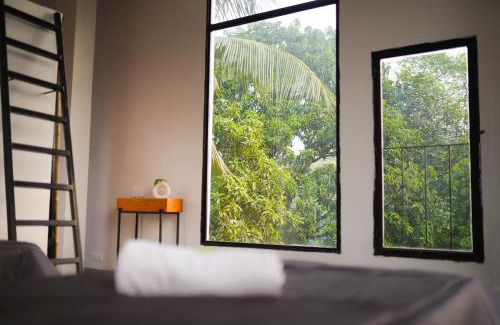 Krishnanagar Hotel | Family-Friendly SoultoSoul Guesthouse with Great Amenities