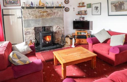 Achill Sound House | Pet & Child Friendly Getaway at Sound Cottage