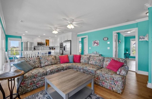 Ocean City Beach House | Oceanfront Sound Sister: Family-Friendly with Ocean Views