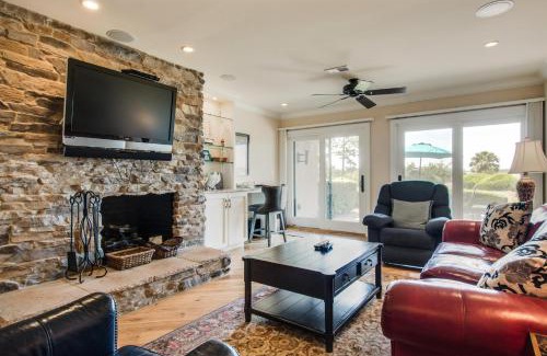 South Beach Apartment | Oceanfront Sound Villas: 4-Star Stay with Pool & Family Fun