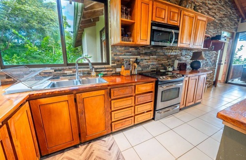 Ostional House | Ocean View Retreat: Family Fun & Romantic Getaways Await