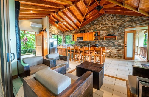 Ostional House | Ocean View Retreat: Family Fun & Romantic Getaways Await