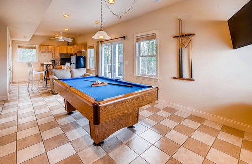 Wind Over Waves House | Dog-Friendly Salvo: Pool, Hot Tub & Game Room Await You