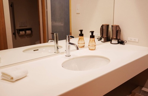 Kamikawa House | Relaxing Getaway at Sounkaku with Spa & Family Amenities