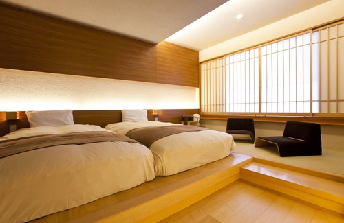 Kamikawa House | Relaxing Retreat at Sounkyo Choyotei with Spa & Hot Tub