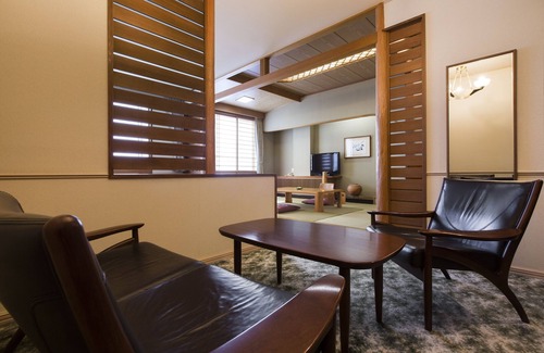 Kamikawa House | Relaxing Retreat at Sounkyo Choyotei with Spa & Hot Tub