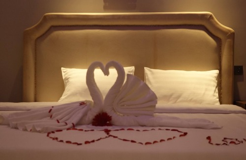 Kampot Hotel | Experience SoursdeiSawadee Boutique: 9/10 Guest Rated Stay
