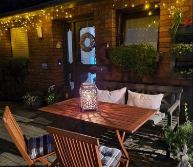 Mundelheim Apartment | Indulge in Souterrain-Apartment with Private Sauna & Spa