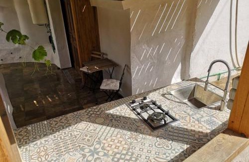 Guimar Apartment | Cozy Retreat for 2 with Ocean View and Garden Access