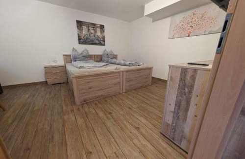 Gottmadingen Apartment | Modern Souterrainwohnung: Child-Friendly & Highly Rated 8.8
