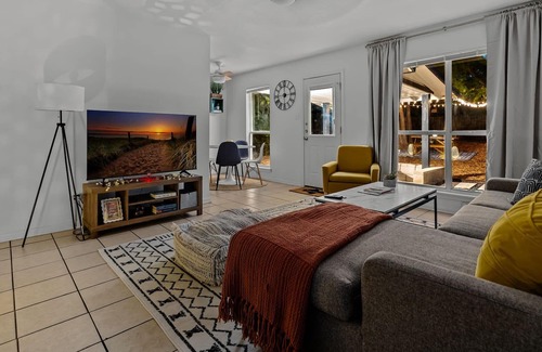 South Manchaca House | South Austin Desert Jewel