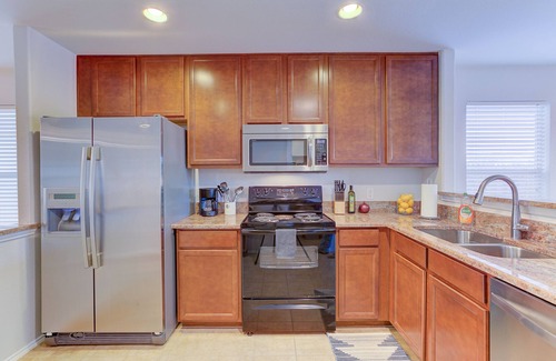 Austin House | Idyllic South Austin Home with Scenic Views & Great Location