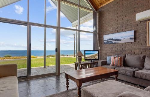 Carrickalinga House | Relax at South Beach House: Pet-Friendly Oceanfront Retreat