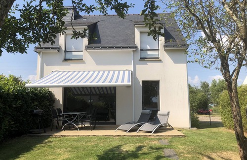 Arradon House | Cozy Cottage by the Sea in South Brittany Near Vannes