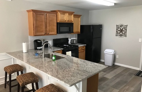 Canton House | Comfortable South Canton Home: Ideal for Extended Stays