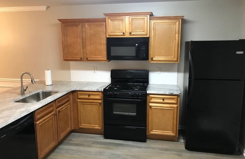Canton House | Comfortable South Canton Home: Ideal for Extended Stays