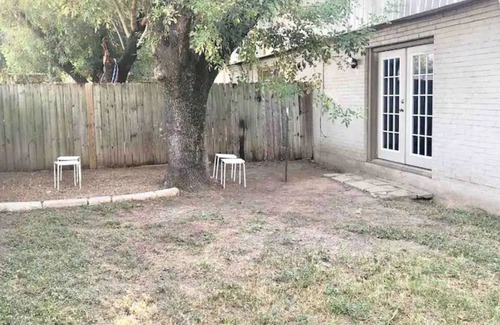 Parker Lane Apartment | Convenient Stay at South Central + Yard Near Downtown MD