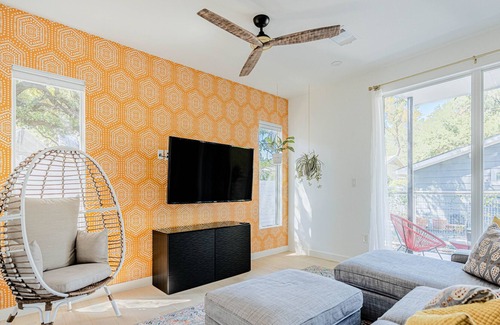 Dawson House | South Congress Casita | Artistic as the city of Austin