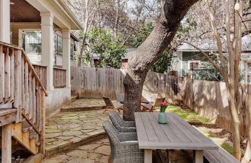 Travis Heights House | Exceptional Congress Craftsman - Child Friendly Retreat