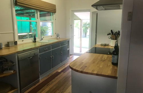 South Durras Cottage | Beachfront Bliss at South Durras - 10/10 Guest Rated Stay