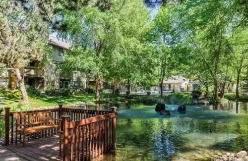 Southeast Boise House | Pet-Friendly 4-Star Retreat in South East Boise