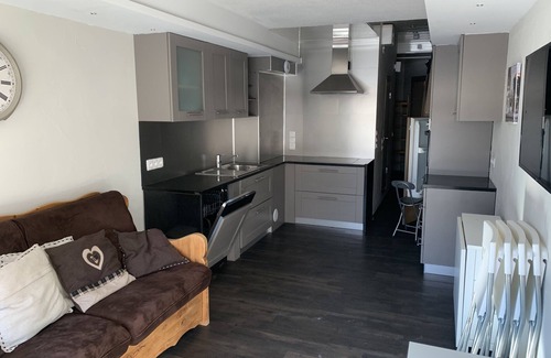 Arc-2000 Apartment | Cozy South-Facing Studio in Arc 2000 Resort Center
