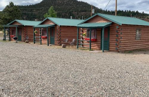 South Fork Cabin | Explore South Fork Lodge & RV Park: Pet Friendly Retreat