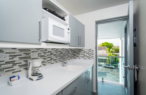 St. Lawrence Gap Hotel | Experience Comfort at South Gap Hotel with Ocean Views