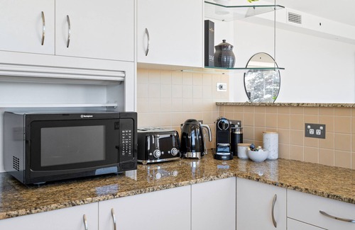 Vaucluse Apartment | South Head - Premier Penthouse with Harbor Bridge Views