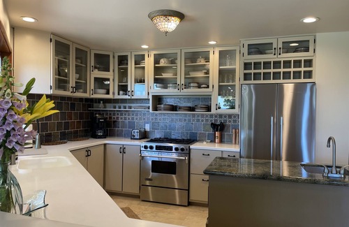 Mica House | Inviting South Hill Home with Scenic Views and Hot Tub