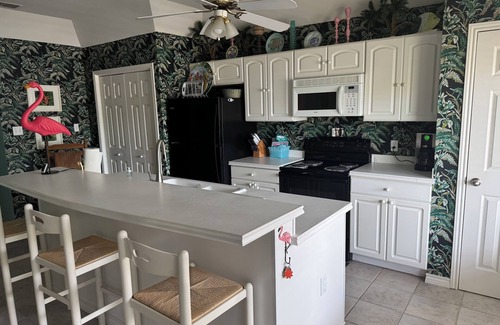 South Padre Island House | Exceptional South Padre Island Retreat with Oceanfront Views