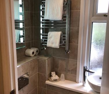 Lincoln House | Experience South Park Guest House: Wheelchair Accessible Stay
