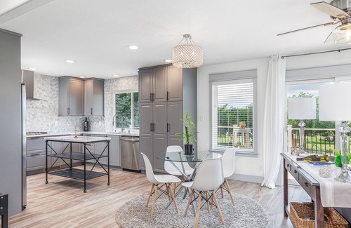 South Richland House | South Richland Beauty Near Wine Country With Sauna/Theater Room