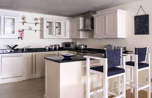 Salcombe Hotel | Discover South Sands Hotel: Rated 9.4 with Spa & Dining