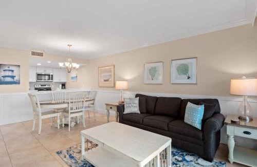 Captiva House | Beachfront Residence at South Seas Resort with Ocean Views