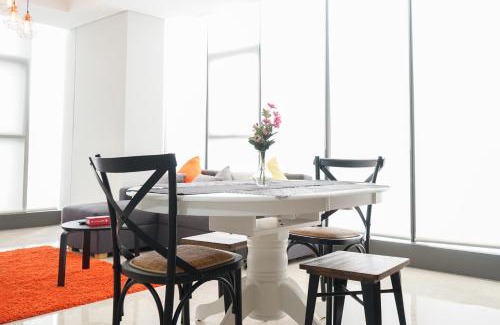 Mampang Prapatan Apartment | Family-Friendly 2BR South Tower at L'Avenue Apartment