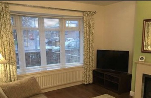 Billingham Apartment | Family-Friendly Retreat at South View Hotel