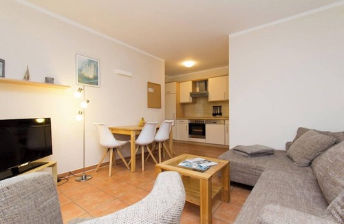 Warnemuende Apartment | Quiet South Wind Studio: Perfect for Families, Highly Rated