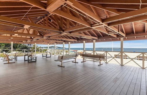 South Fork Cottage | Southampton Shores Getaway with Heated Pool & Beach Access