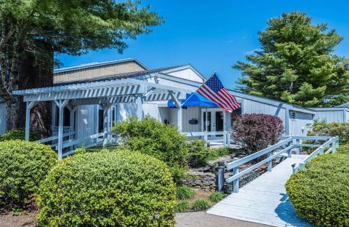 Mashpee Resort | Discover Southcape Resort Mashpee: Family-Friendly Retreat