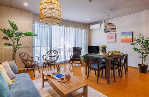 Maeganeku House | Relaxing Southerlies Condominium in Onna with Hot Tub